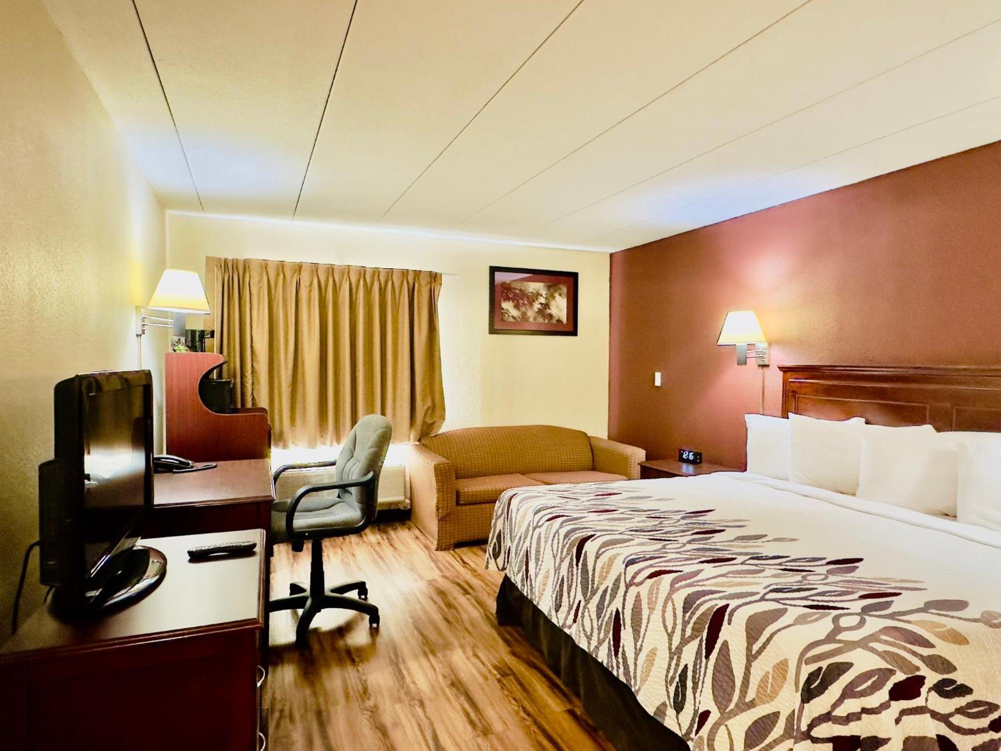 Red Roof Inn Hartford - Vernon Экстерьер фото